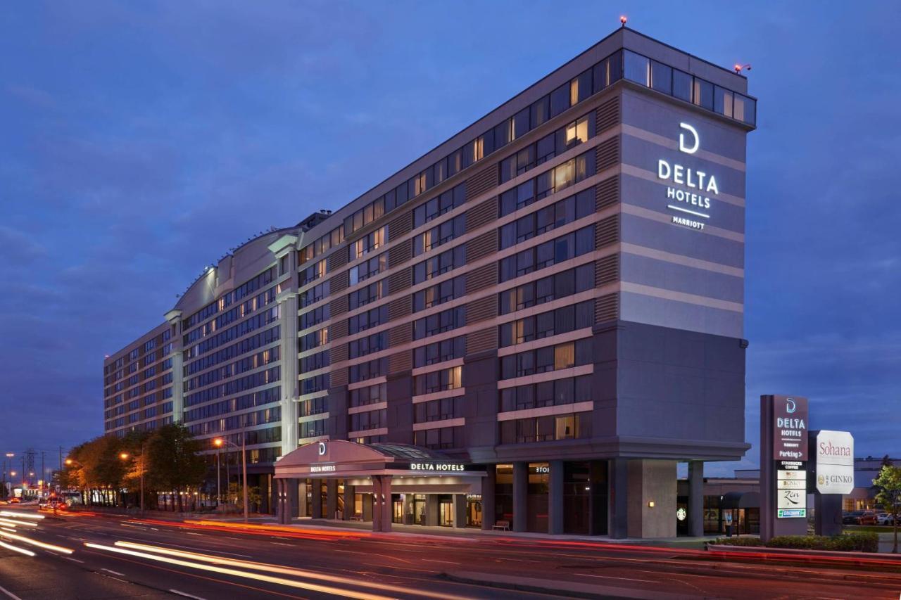 Delta Hotels By Marriott Toronto Airport & Conference Centre Exterior photo