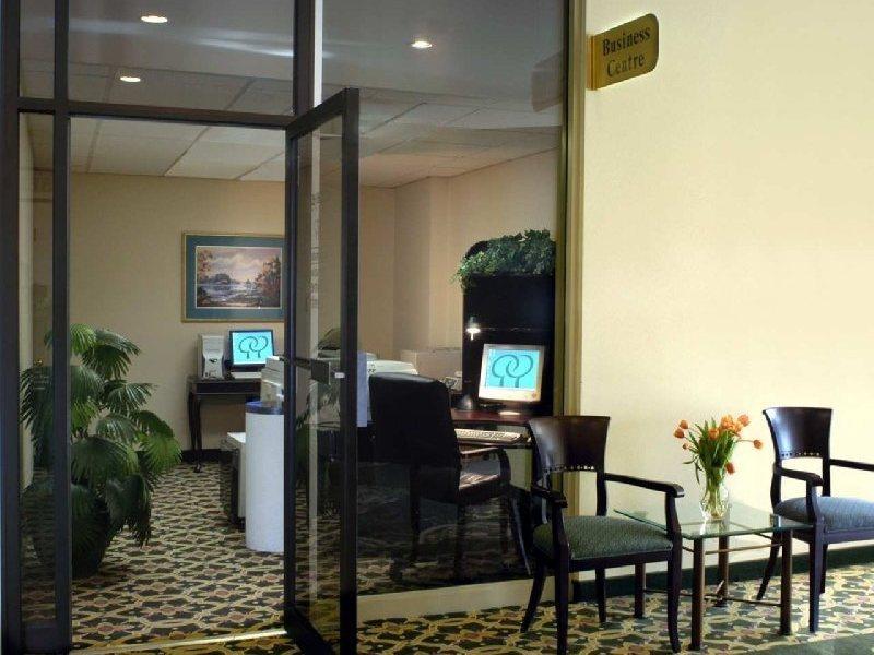 Delta Hotels By Marriott Toronto Airport & Conference Centre Facilities photo